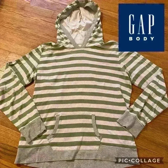 GAP Tops - Gap Body hoodie